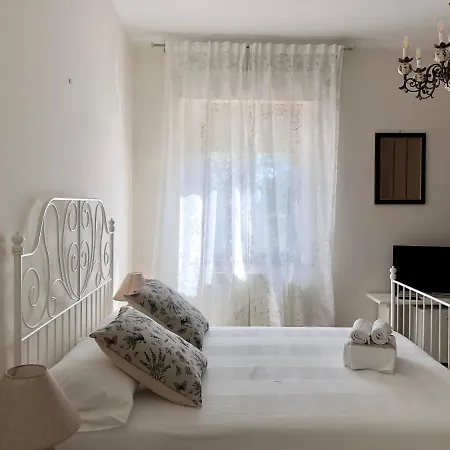 Bed & Breakfast A Casa Di Tati Civitanova Marche
