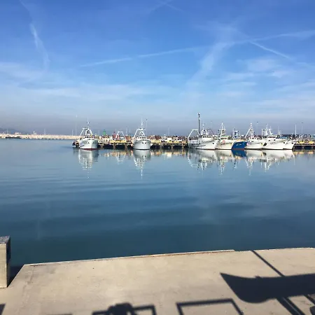 Bed & Breakfast A Casa Di Tati Civitanova Marche