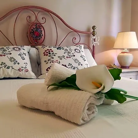 A Casa Di Tati Bed & Breakfast 3*