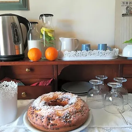 A Casa Di Tati Bed & Breakfast 3*