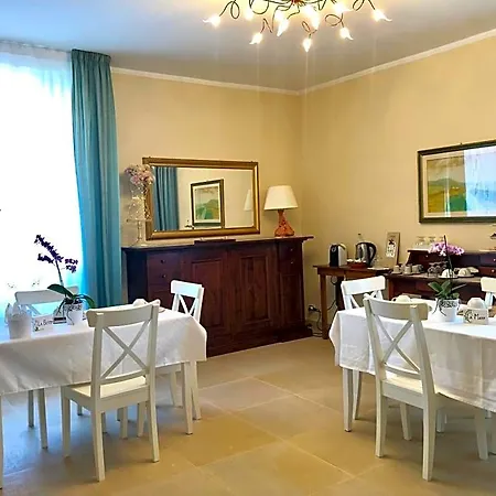 A Casa Di Tati Bed & Breakfast 3*